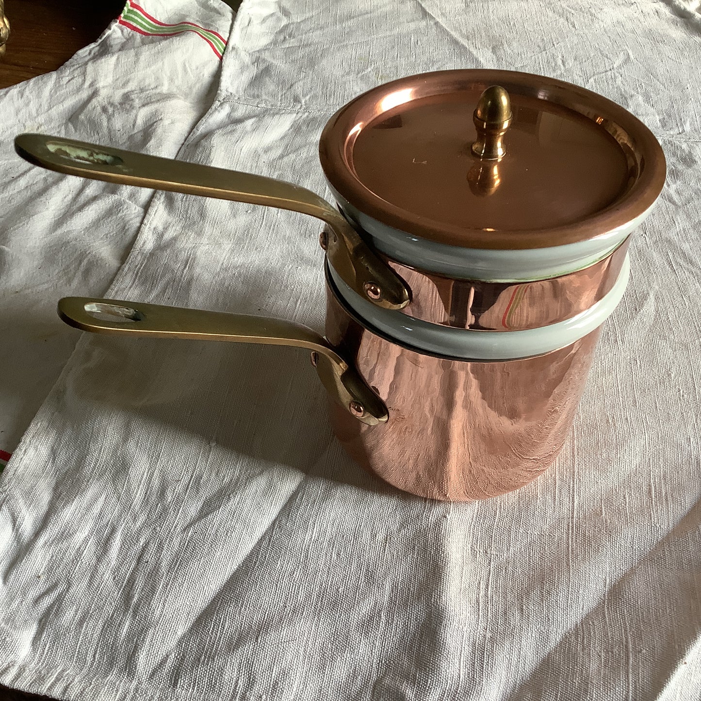 Small Sized Copper and Porcelain Double Boiler Marie Bain made in France APILCO on porcelain Weighs 1.75 kilos Chocolate Pot