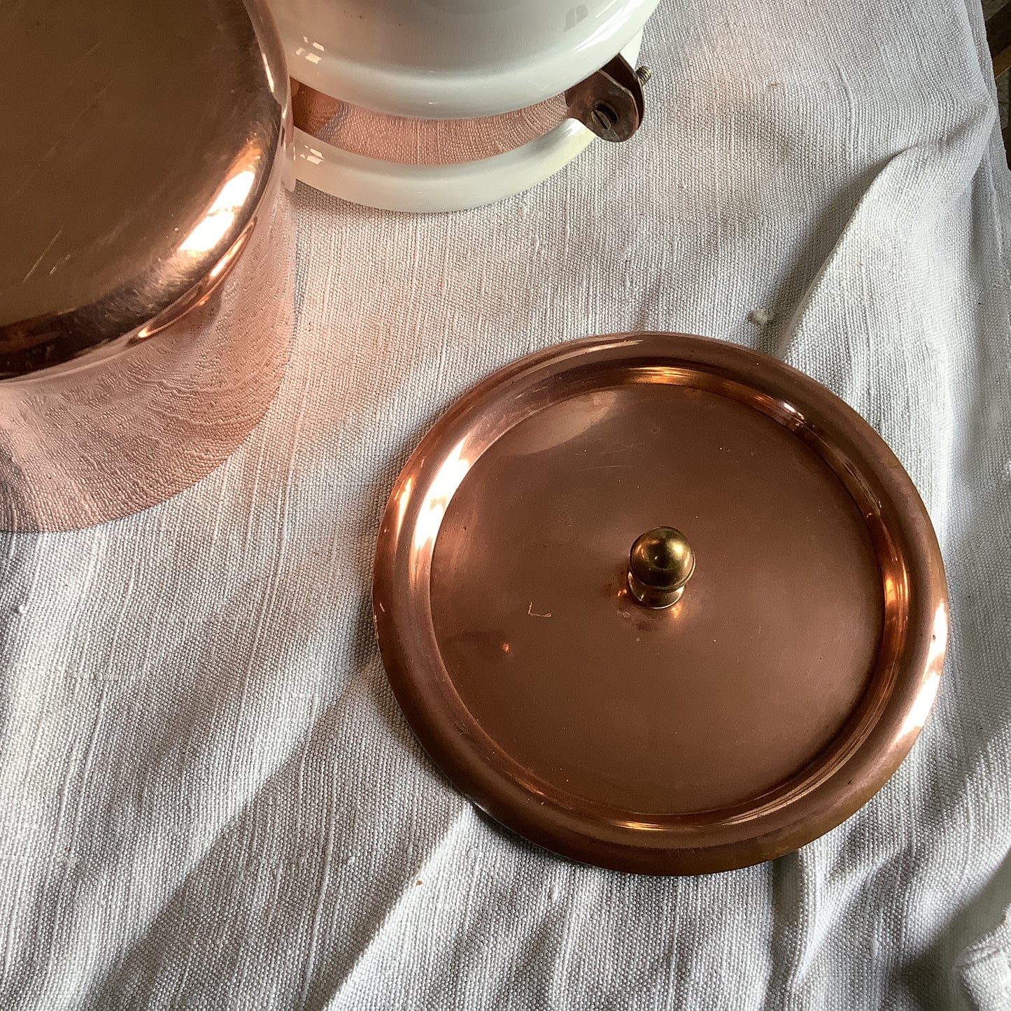 Small Sized Copper and Porcelain Double Boiler Marie Bain made in France APILCO on porcelain Weighs 1.75 kilos Chocolate Pot