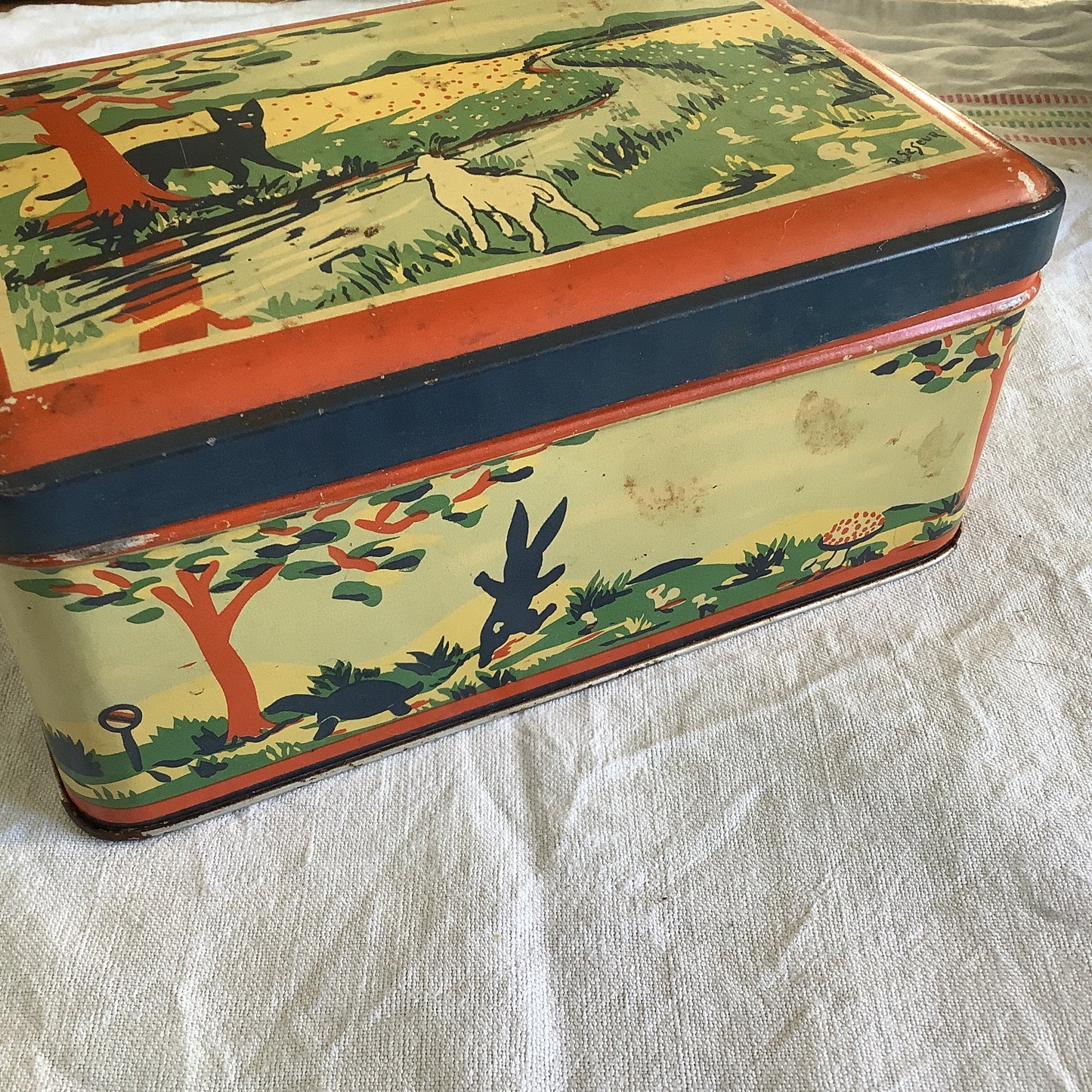 Vintage 1940s Tin Box Made in France Child Fables Wolf, Lamb, Tortoise and the Hare, Artist name R. Seseur