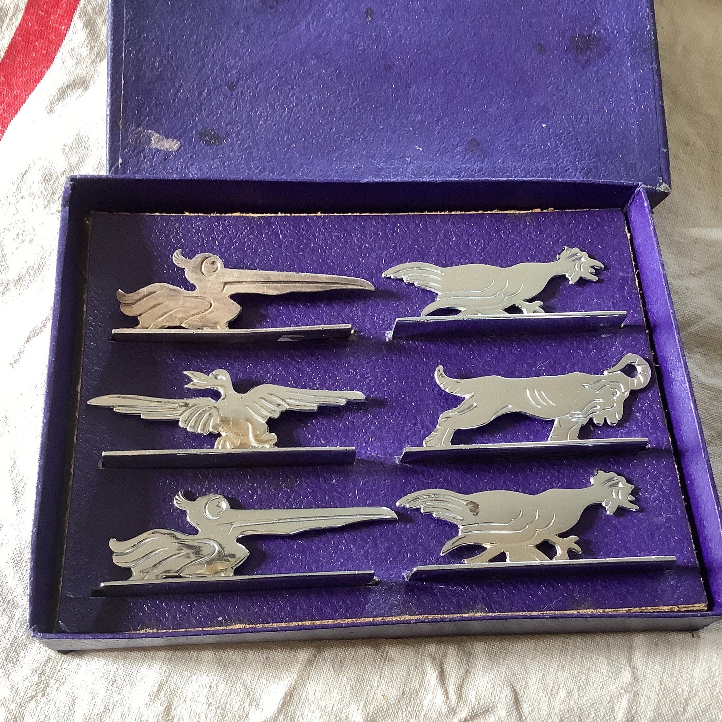 Antique Boxed 1920s Art Deco set of Six (6) Animal Shaped Knife Rests French Tarnished Original Made in France silver plated