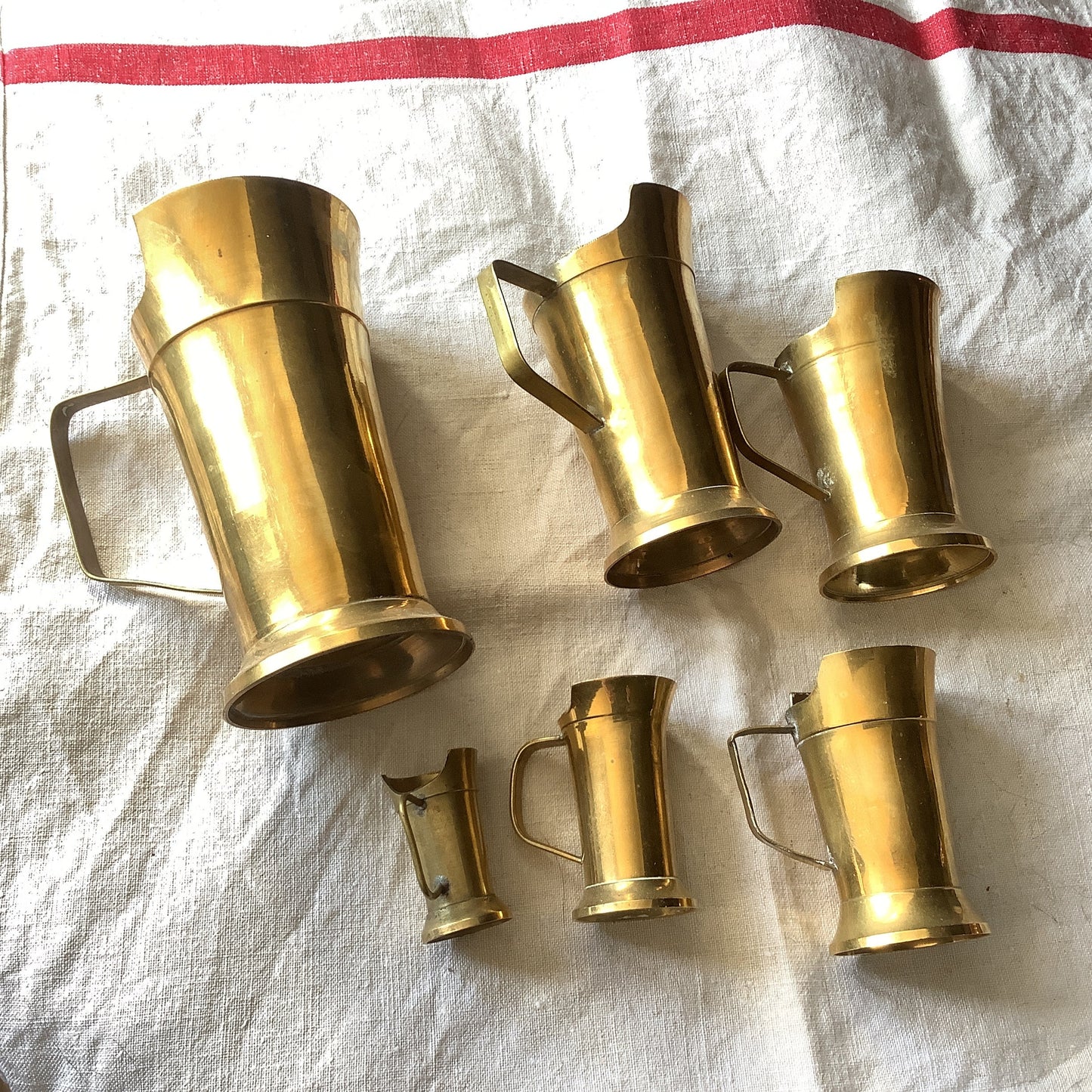 Vintage French Brass Measuring Cups Kitchen Measures with Brass handles 6 pieces 1970s made in France